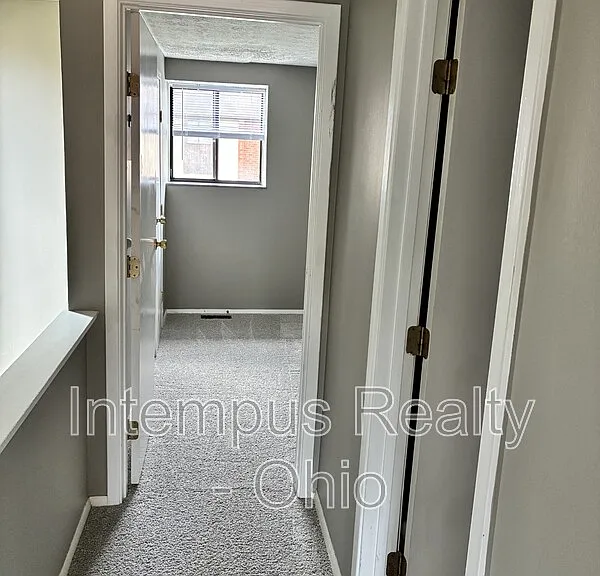 21 King Arthur Ct — Photo 16