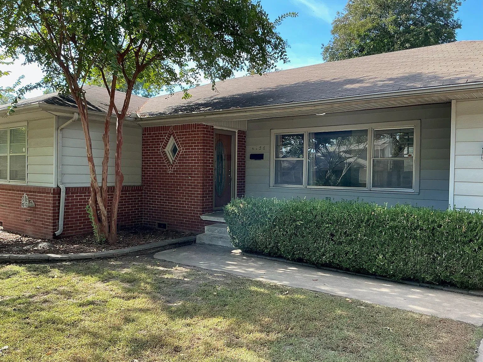 2 bed, 1170 sqft, $1,650 — Photo 2