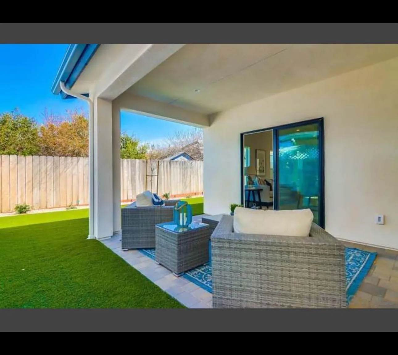 3 bed, 2.5 bath, 1520 sqft, $4,500 — Photo 1