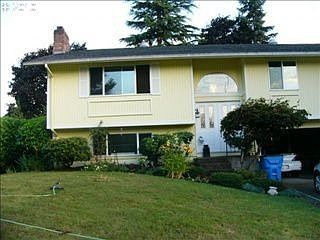 2nd image of 9913 NE Sandpiper Cir