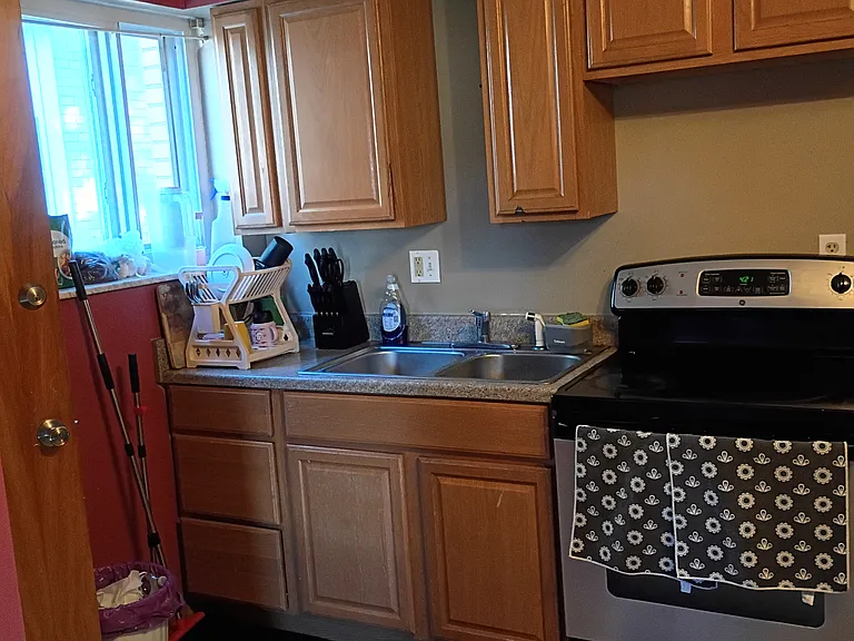 975 Berkshire Ave #2 — Photo 7