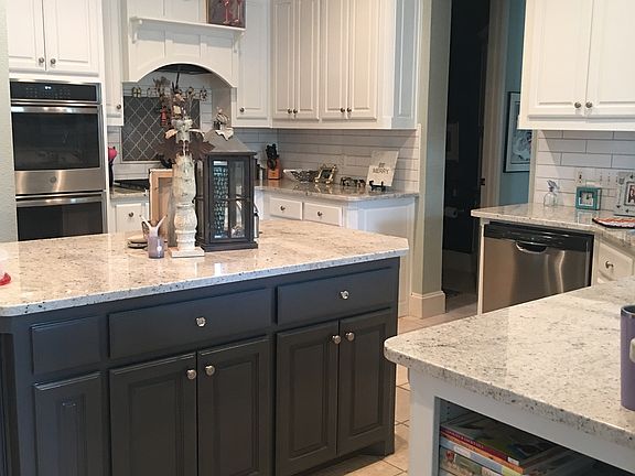 Built in shelves/wine rack