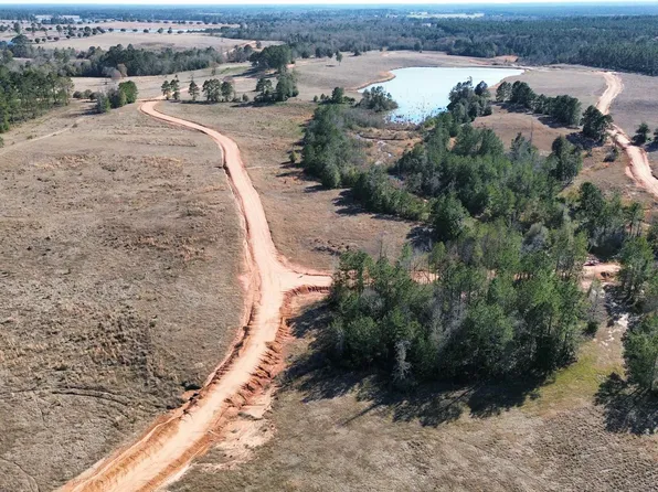 324 E Madison Lake Dr, Hillister, TX 77624