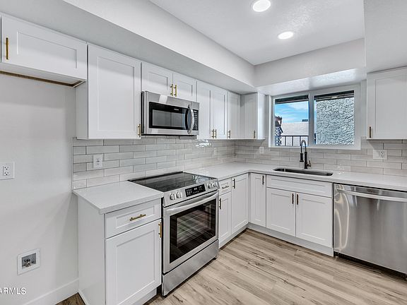 2nd image of 2523 W EMILE ZOLA Avenue