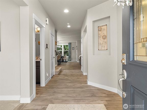 4th image of 17328 126th Avenue Ct E