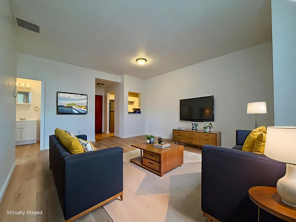 6 S Washington St #306