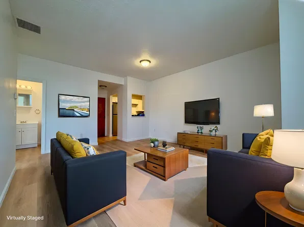 6 S Washington St APT 306, North Attleboro, MA 02760