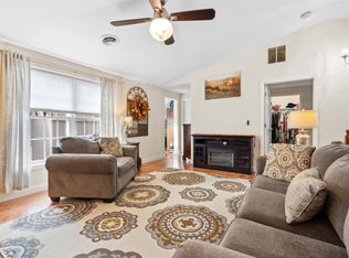 13 Red Sox Ln, Raymond, NH 03077