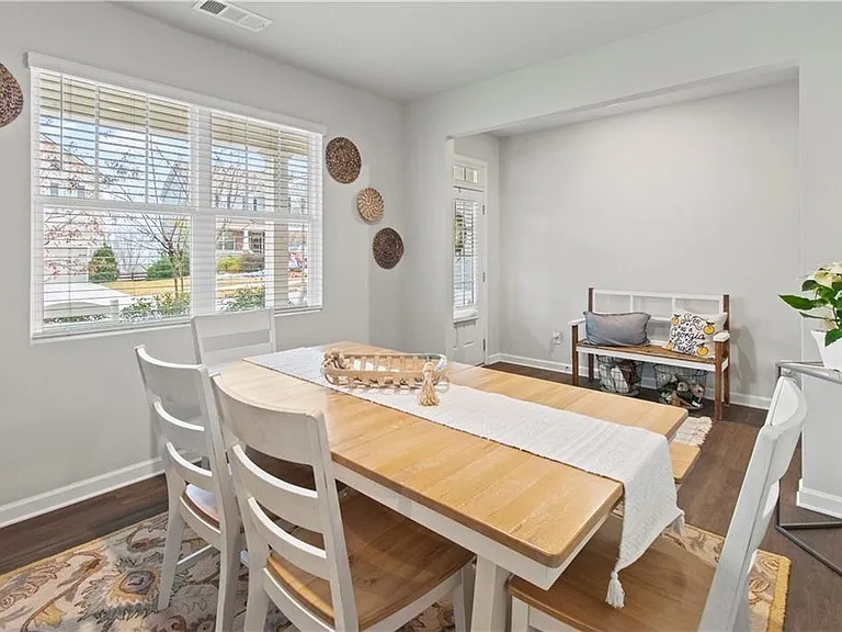 6755 Scarlet Oak Way — Photo 3