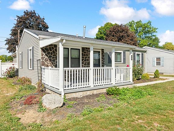 3rd image of 24 Morningside Dr