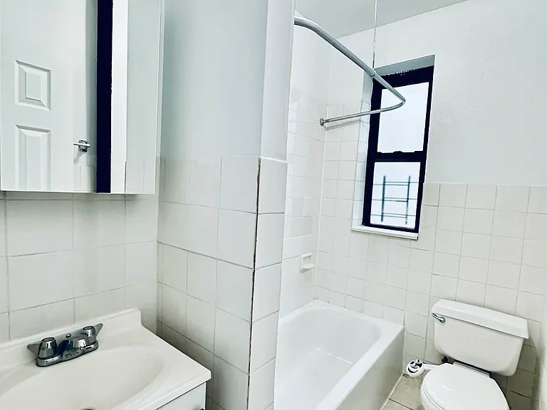 175 E 101st St #5F — Photo 5