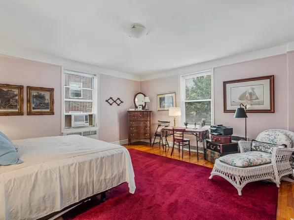 111-15 75th Avenue image 9 of 13