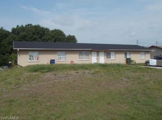 712/714 Gilbert Ave S, Lehigh Acres, FL 33973