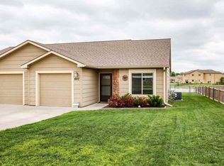 607 Northfield Rd, Manhattan, KS 66502