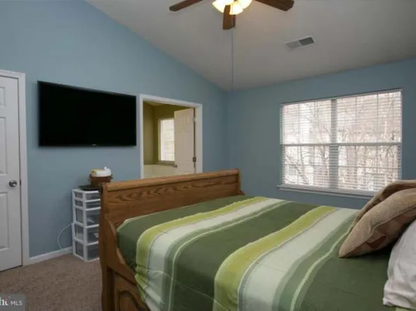 8130 Mallard Shore Dr, Laurel, MD 20724