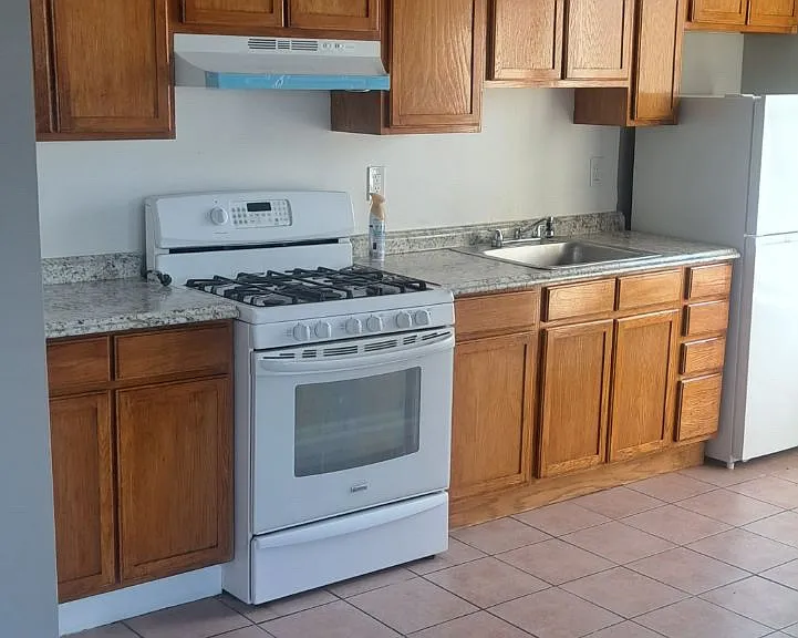 195 Clinton Ave #2-1 — Photo 2