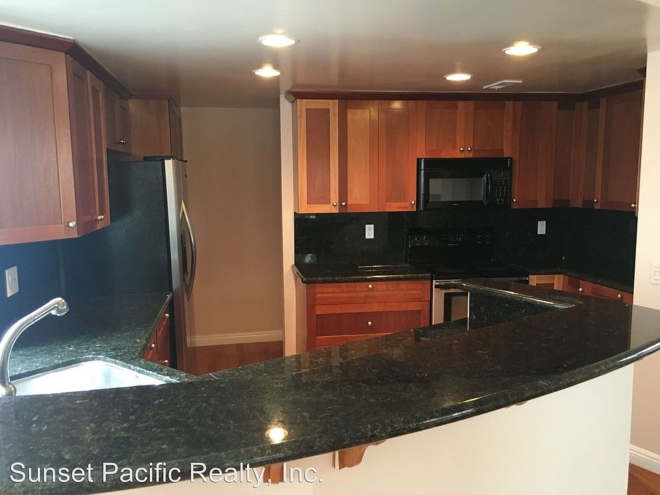 1st image of 9270 Towne Centre Dr Unit 39