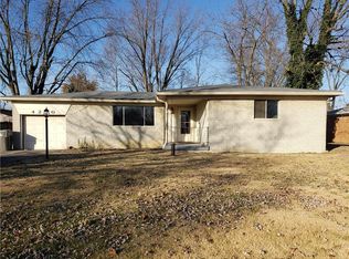 4230 E Cragmont Dr, Indianapolis, IN