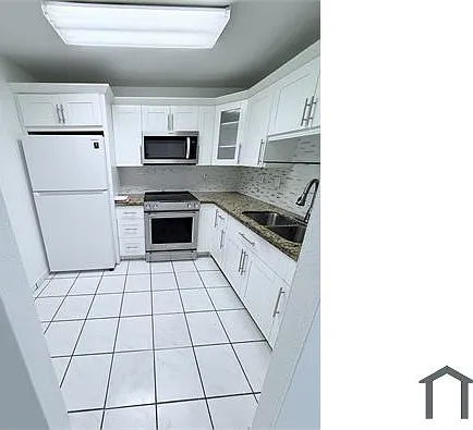 5775 W 20th Ave #307 — Photo 9