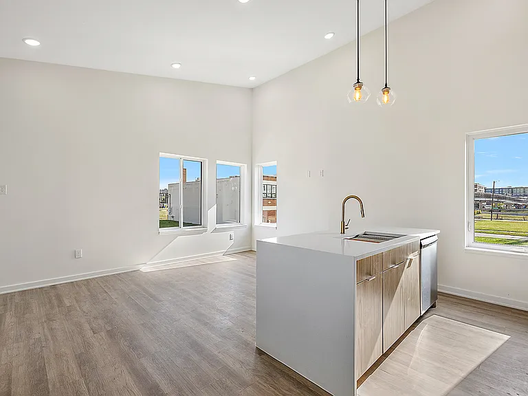 2623 Cochrane St #B — Photo 11