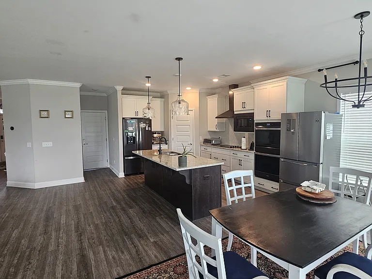 13 Brookhaven Dr — Photo 5