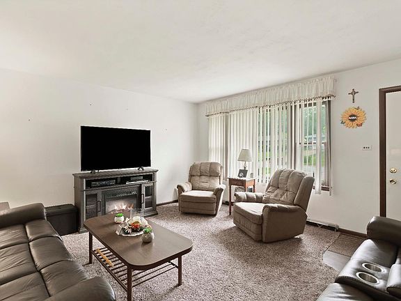 4th image of 2121 W 51st Ave