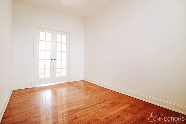 Rented by City Connections Realty | media 17