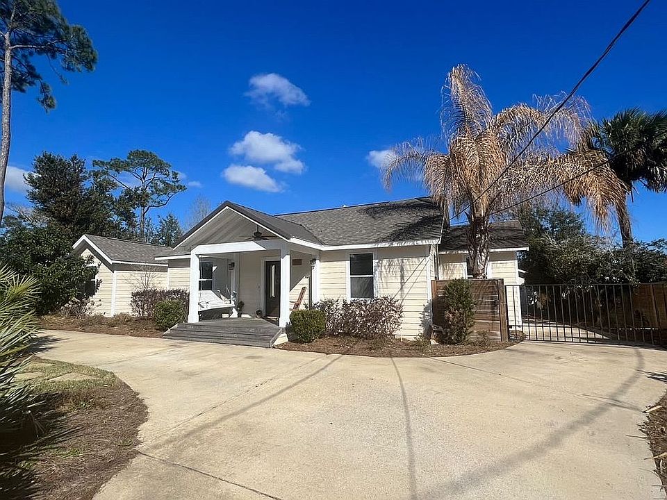2nd image of 2540 Magnolia Ave