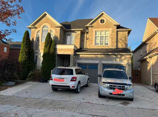 212 Vellore Park Ave, Vaughan, ON L4H0C3