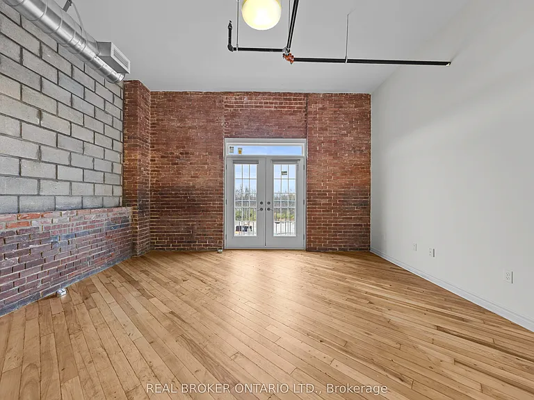 150 Mill St #116 — Photo 9