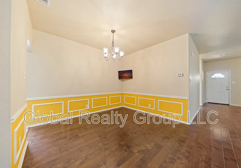 308 Rustic Trl — Photo 10