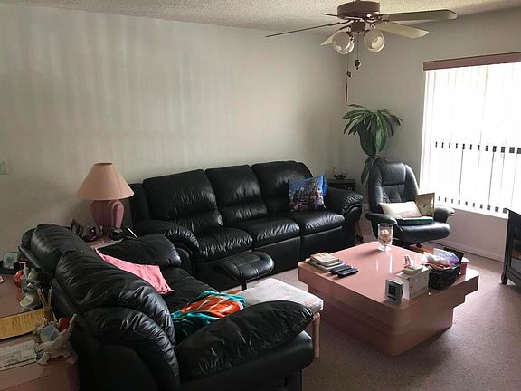 5th image of 2656 Carambola Cir N