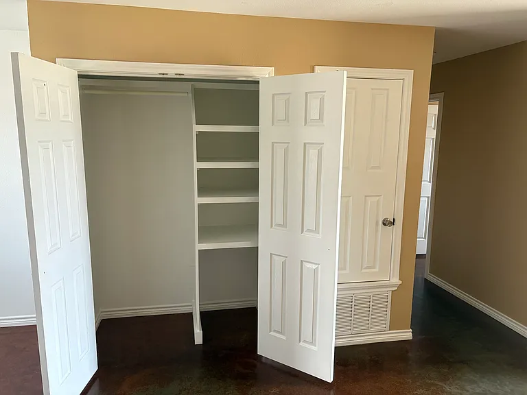 438 Wildcat Dr — Photo 8