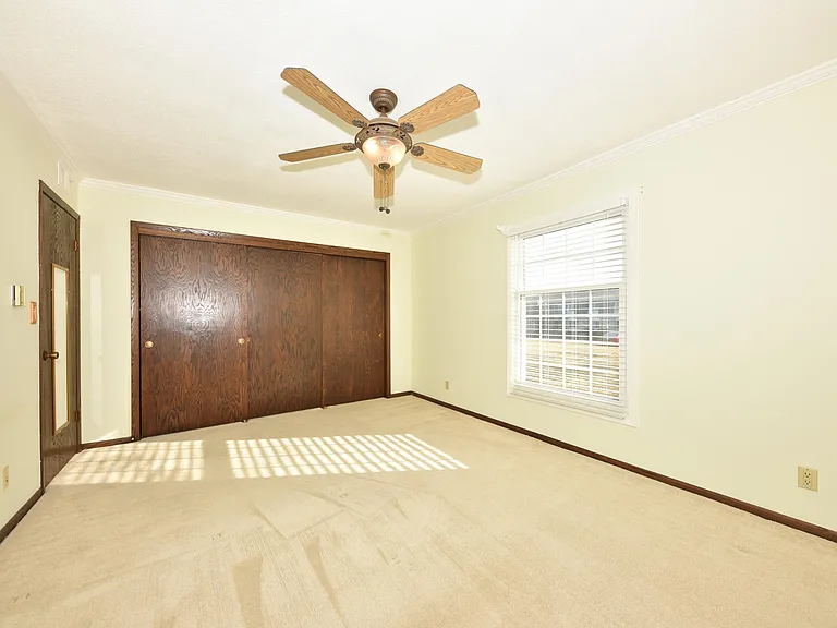2076 Chateau Ct #106 — Photo 5
