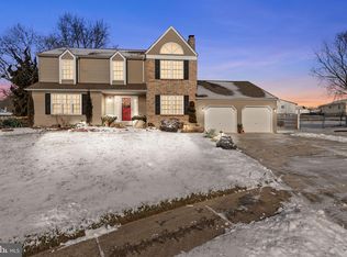 3 Lilly Ct, Newark, DE 19702