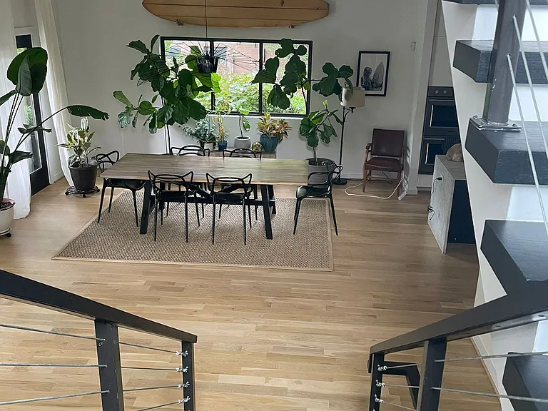 1070 Kirkwood Ave SE — Photo 9