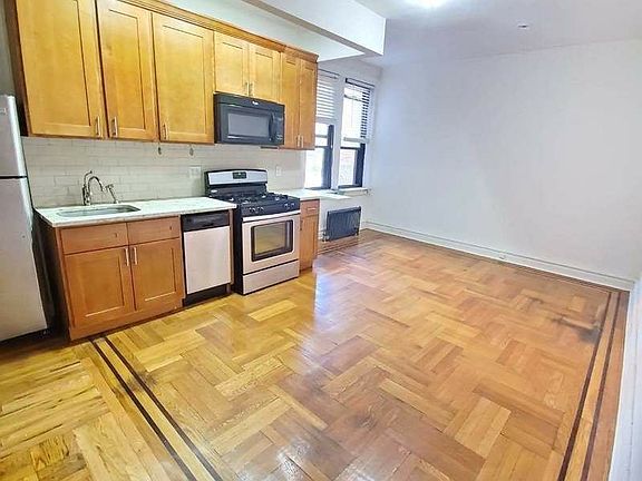 2nd image of 724 E 27th St APT 2F