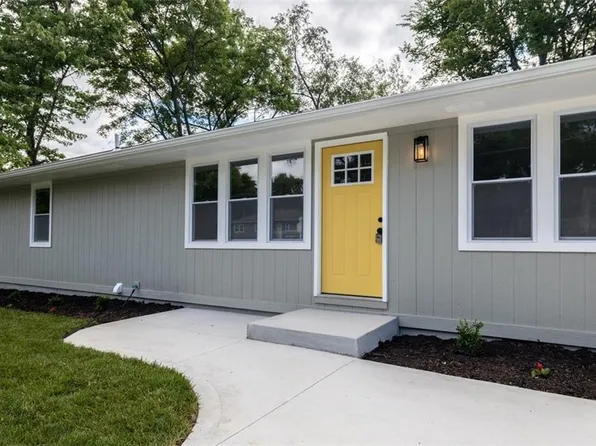 106 Baldwin St, Belton, MO 64012