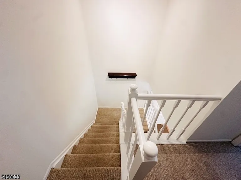 111 Almond Dr #111 — Photo 12