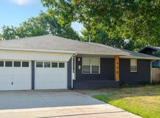 628 N Broadway, Edmond, OK 73034