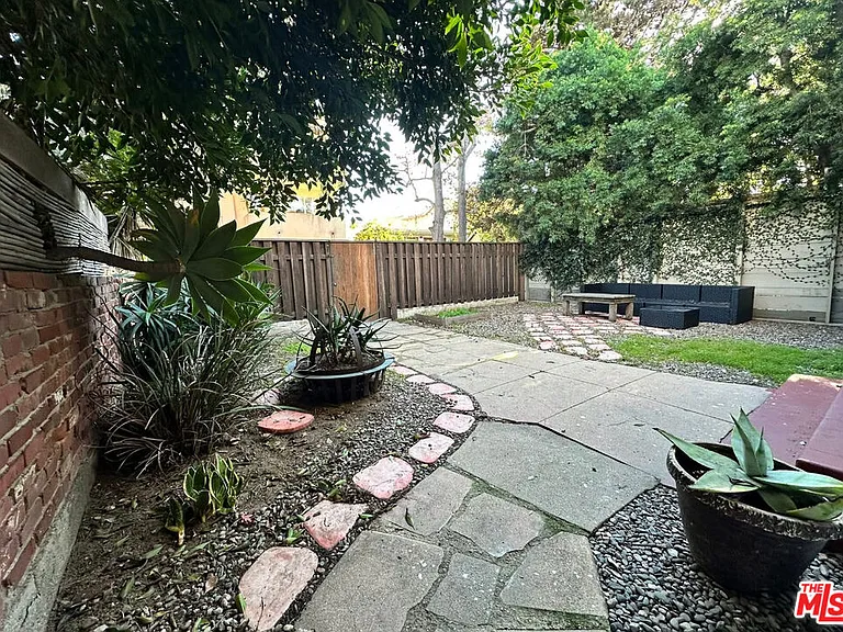49 Dudley Ave — Photo 27