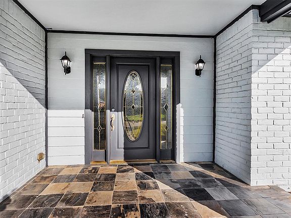 5th image of 9723 Moorberry Ln