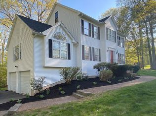 25 Greenhaven Rd, Salem, NH 03079