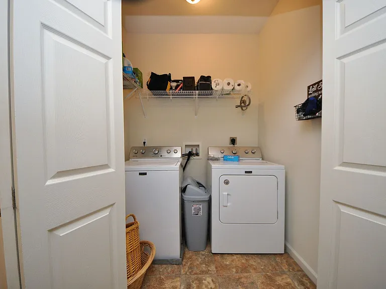 449 Woolf Rd — Photo 34
