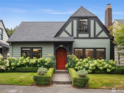1921 E Blaine, Seattle, WA, 98112