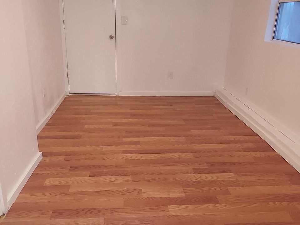 2nd image of 1239 Park Ave #5