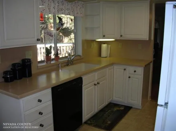 11482 Betty Way, Grass Valley, CA 95949