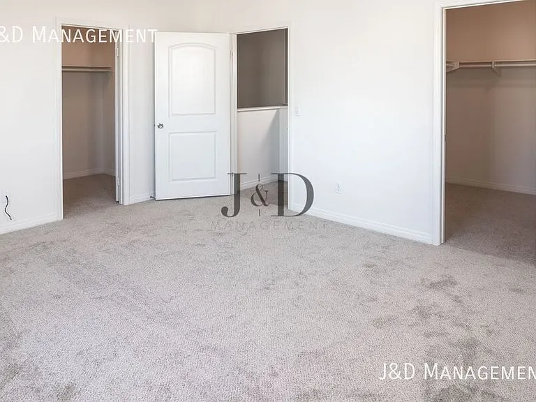 VAL8935-73 — Photo 39
