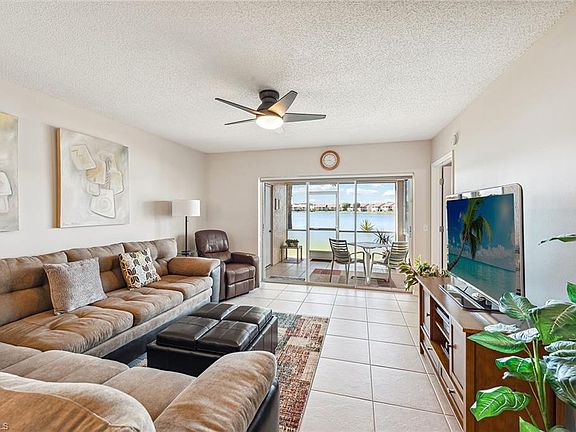 3rd image of 7806 Emerald CIR #C-102