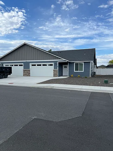 613 Peterson Pl #B Photo 1